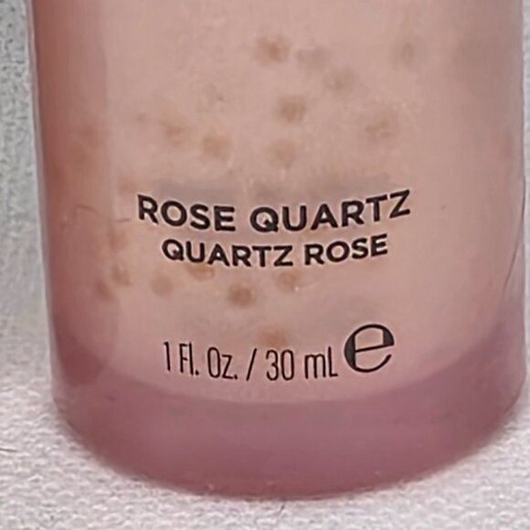 Revlon PhotoReady Rose Glow Hydrating & Illuminating Primer-Rose Quartz - 2 pcs - Picture 4 of 8